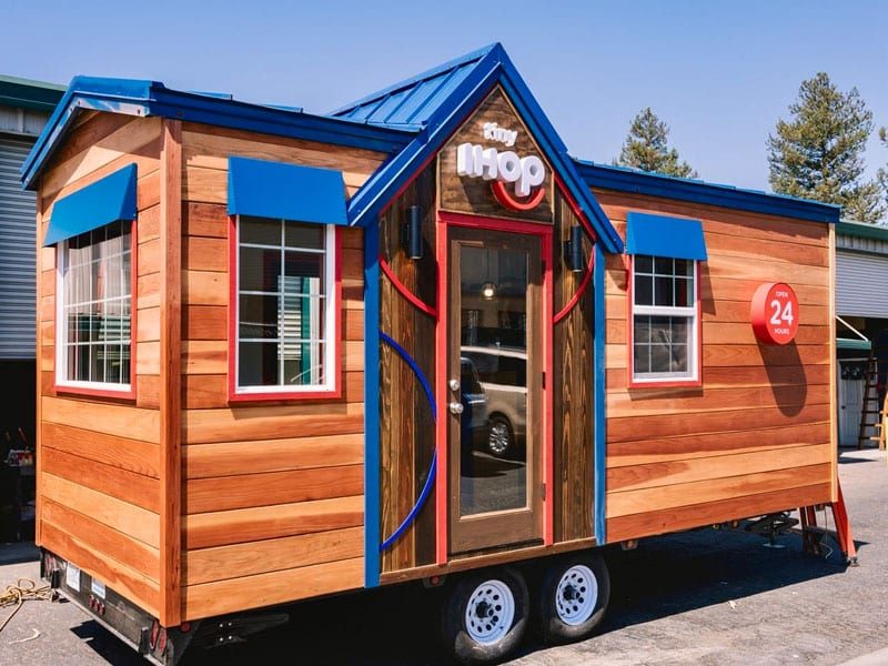 I live in a backyard 'tiny home on wheels' for $725/month—here's why I'm  the happiest I've ever been